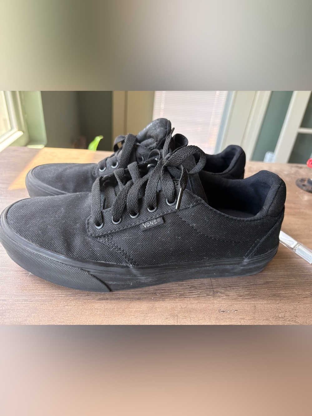 Vans Black Low-Top Canvas Sneakers - Men's
